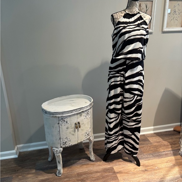 Like new msk black white patterned romper gold chain neckline small - Picture 1 of 5